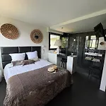 Hirondelles 35 Bed & Breakfast
