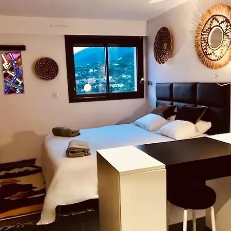 Hirondelles 35 * Cavalaire-sur-Mer