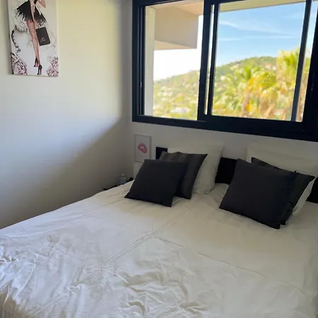 Hirondelles 35 Bed & Breakfast