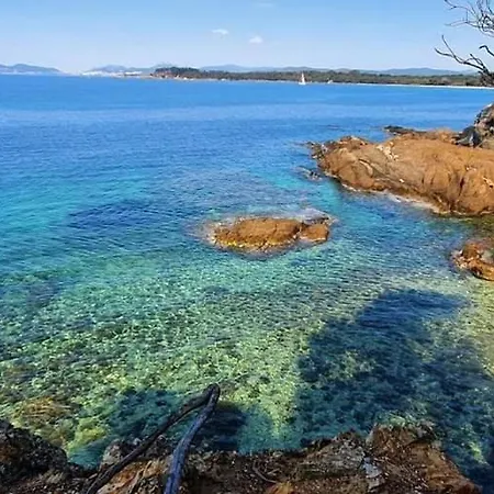 Hirondelles 35 Cavalaire-sur-Mer