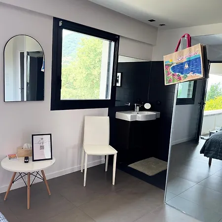 Hirondelles 35 Bed & Breakfast