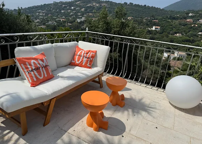 Hirondelles 35 Alojamento de Acomodação e Pequeno-almoço Cavalaire-sur-Mer