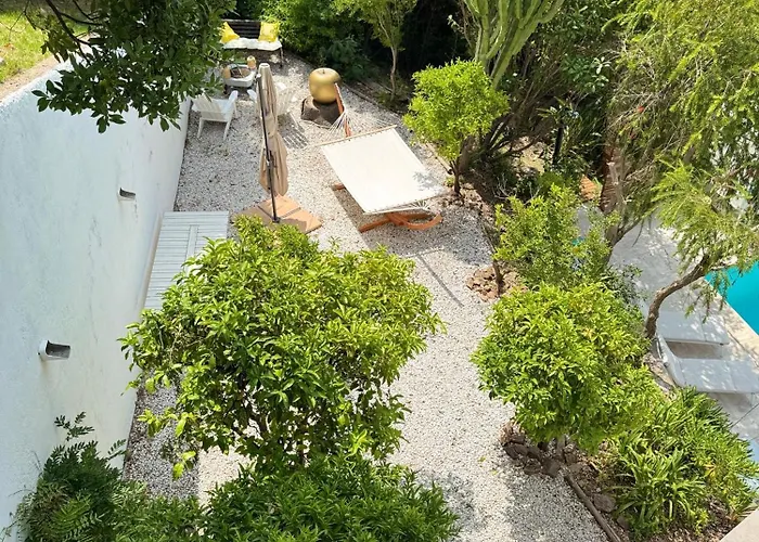 Hirondelles 35 * Cavalaire-sur-Mer